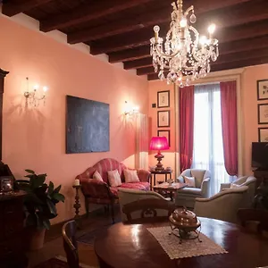 https://broletto-26.it-lombardy.com